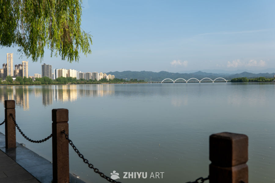 江边美景及帆船 13