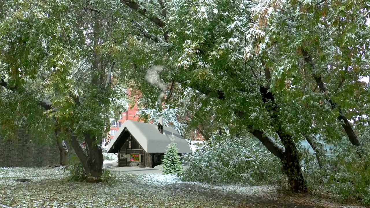 冬季山寨雪木房子