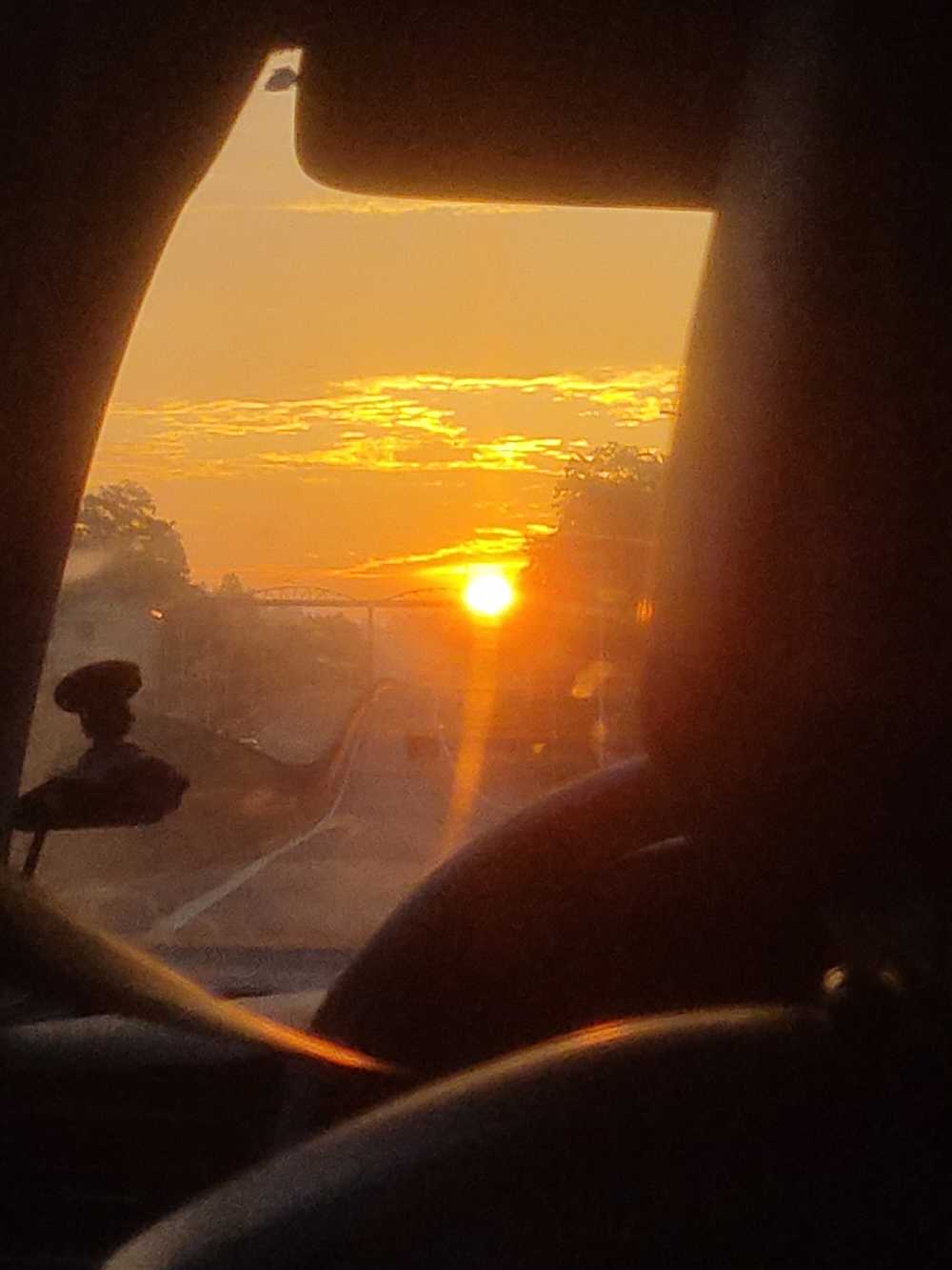 日出🌅