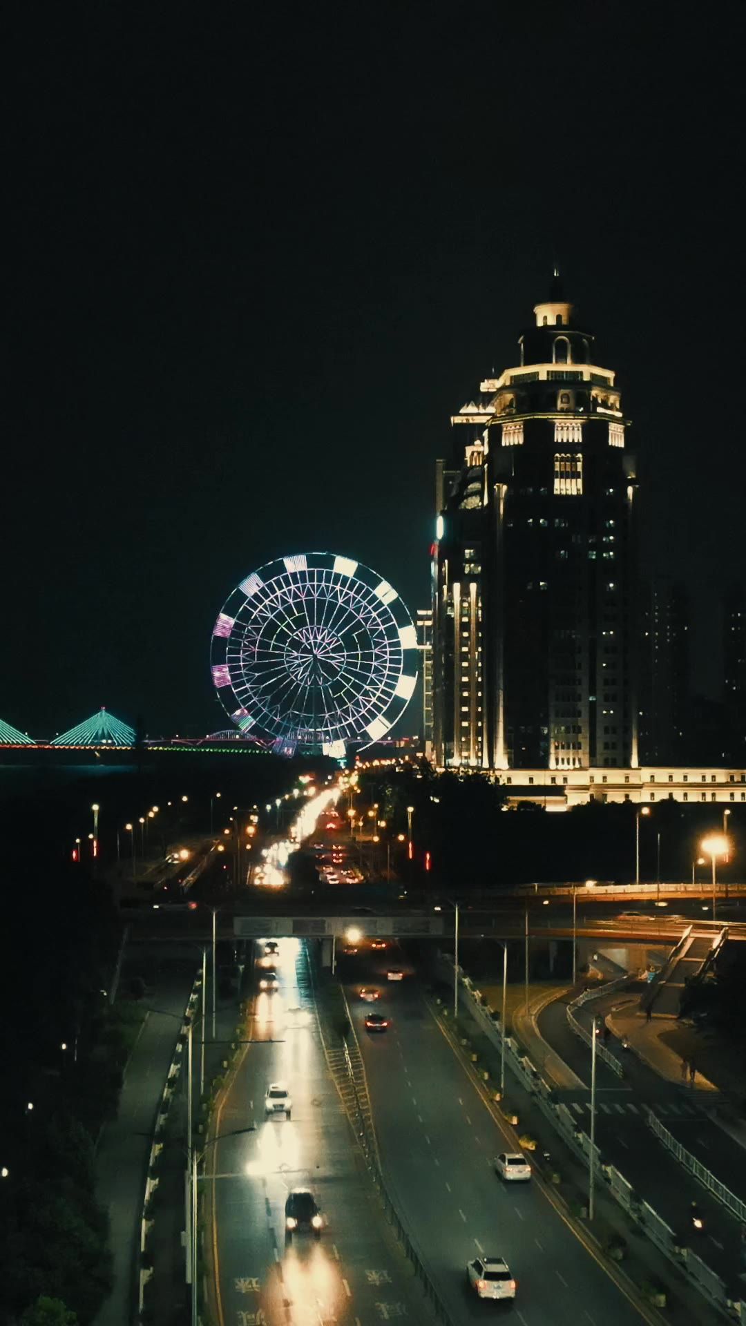  江西南昌城市夜景交通竖屏航拍