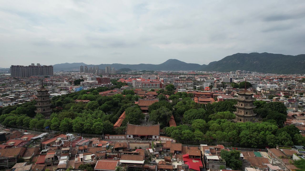 福建泉州古西街开元寺航拍