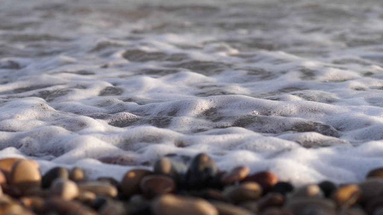 岩海滩石海水
