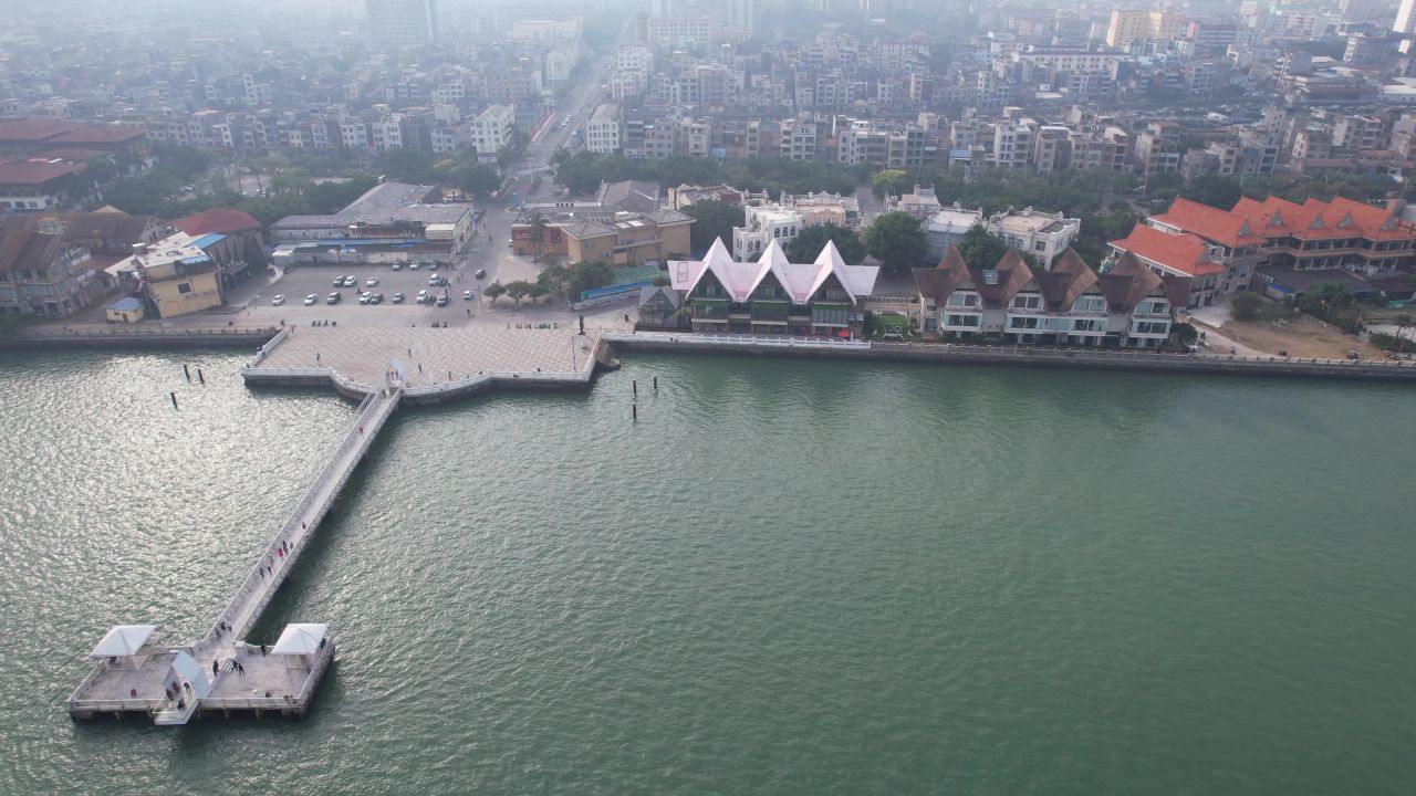 广西北海外沙岛海上观光平台航拍