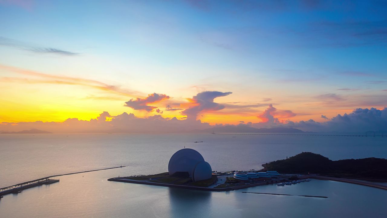 珠海地标建筑航拍延时朝霞