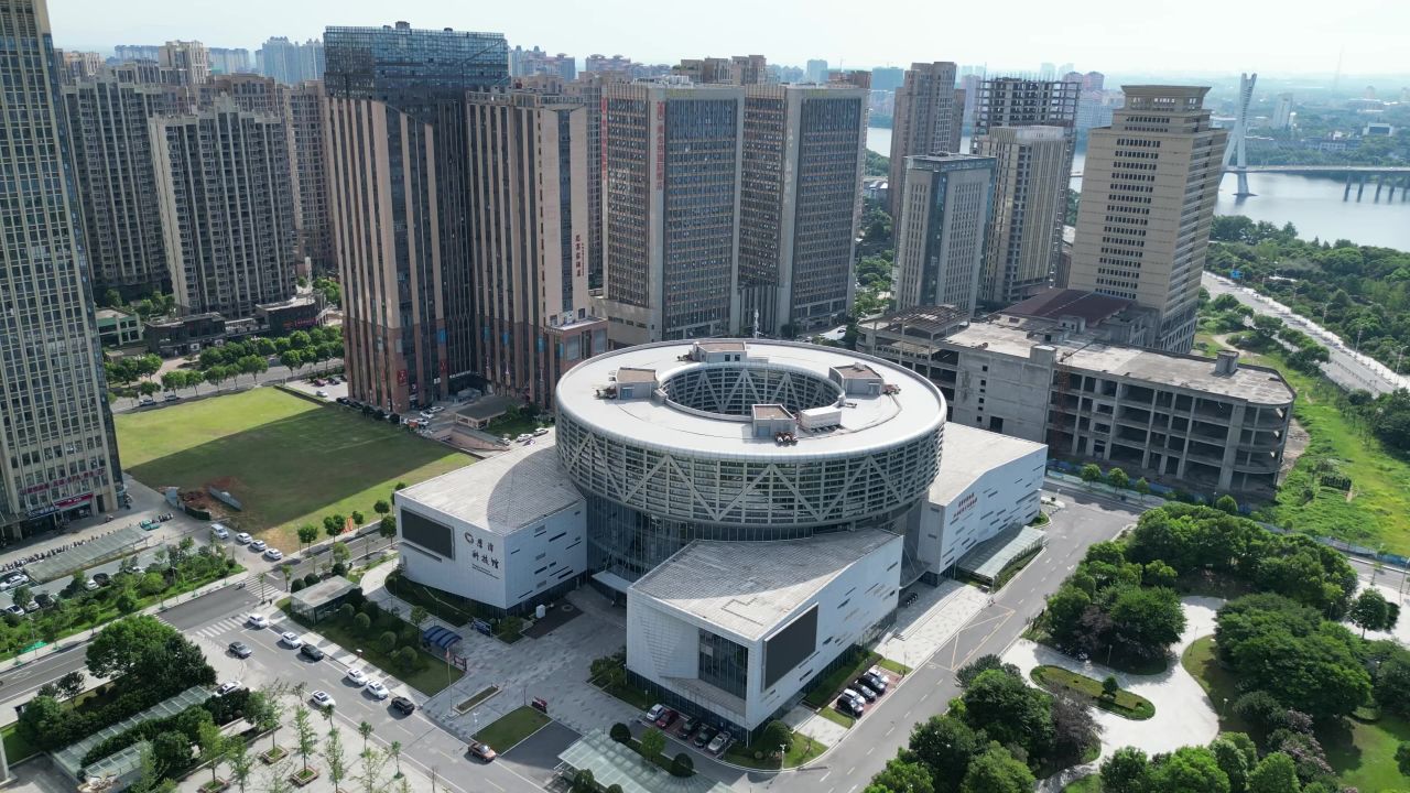 航拍江西鹰潭市科技馆鹰潭市博物馆