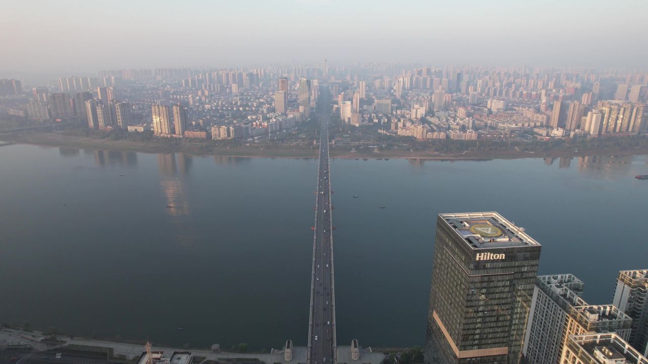 湖南株洲湘江两岸城市建设风光带航拍 