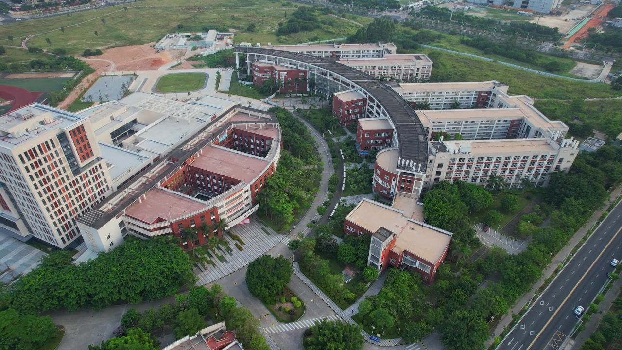 航拍厦门软件学院景观 8