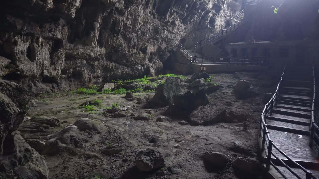 河池 25