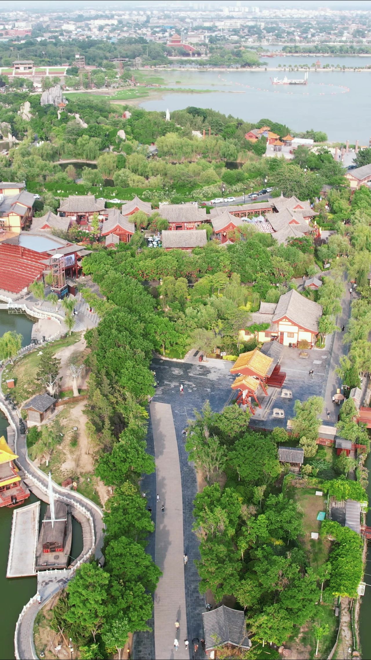 航拍河南开封清明上河园5A景区竖屏  