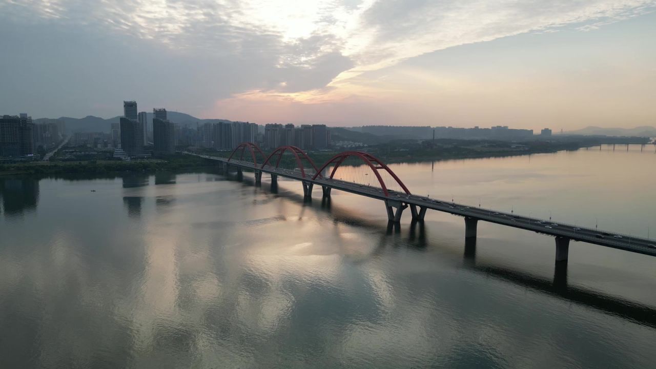 福元路大桥航拍向左平移