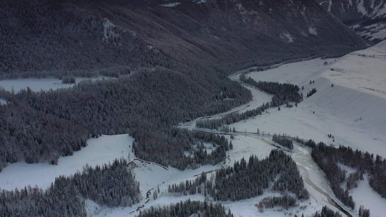 冬日山河