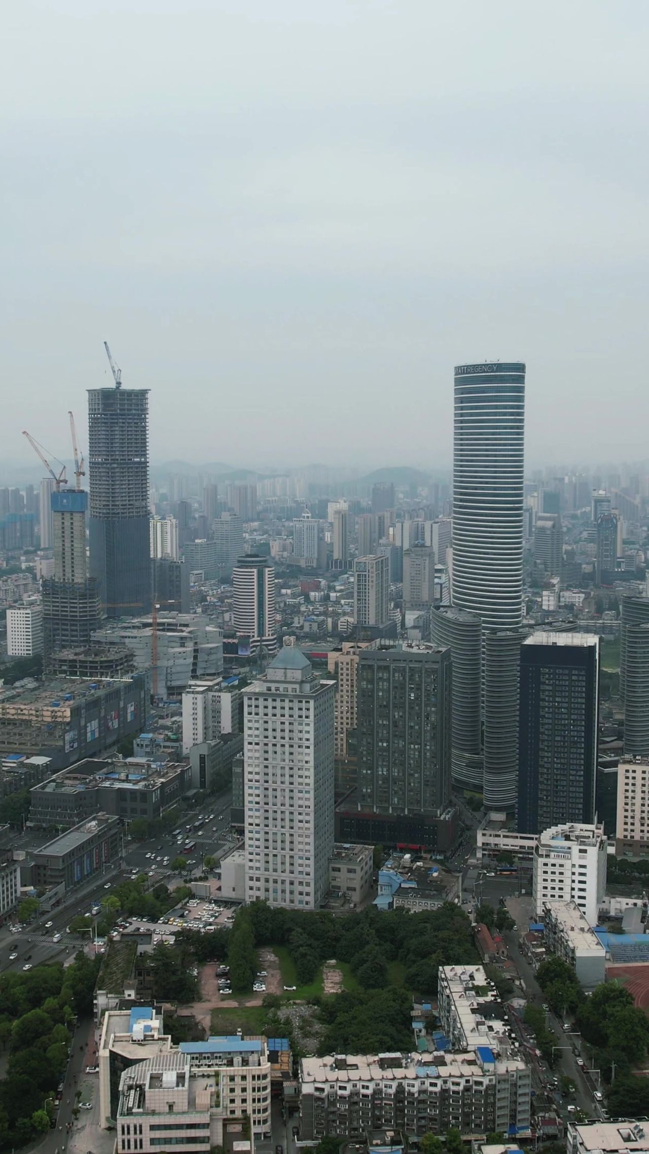 江苏徐州城市风光竖屏航拍 