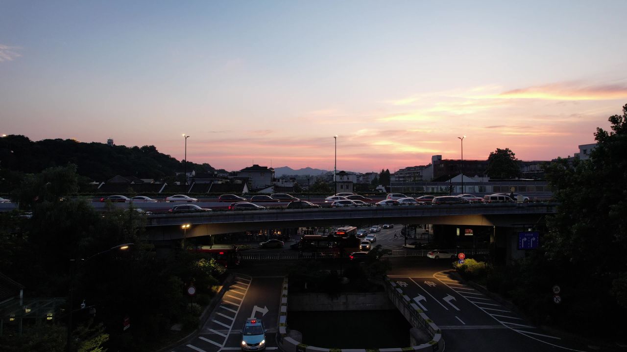 浙江杭州西湖河坊街夜幕降临晚霞