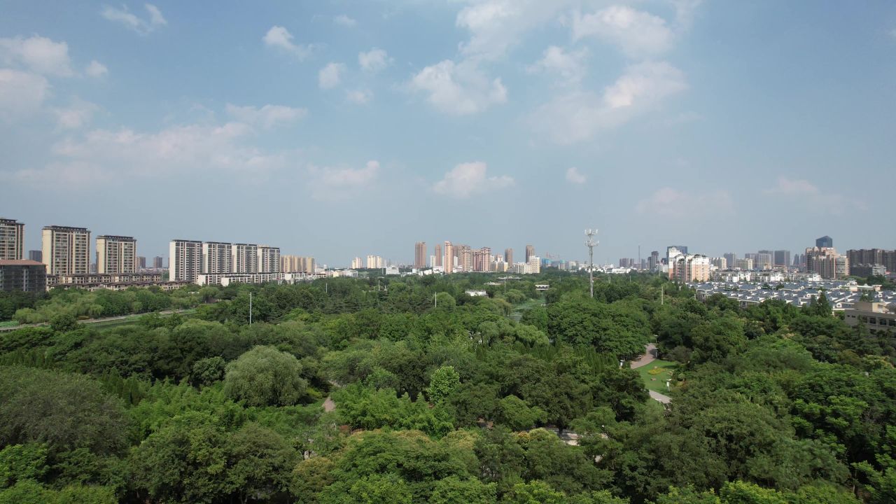 江苏宿迁城市风光绿化植物公园古运河航拍 