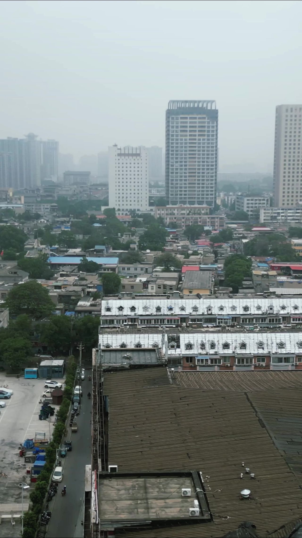 河北邯郸城市风光竖屏航拍 
