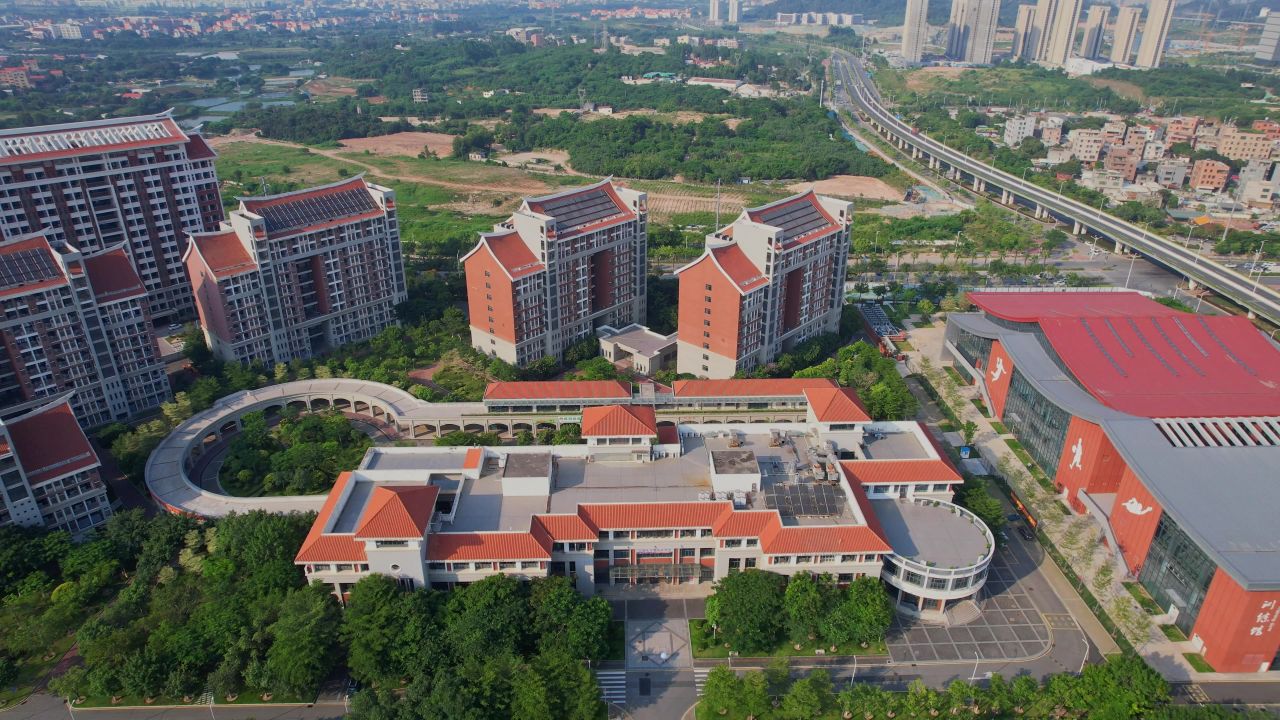 航拍厦门医学院景观 9