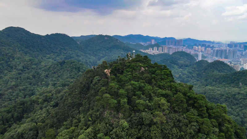 贵州贵阳城市风光航拍图 