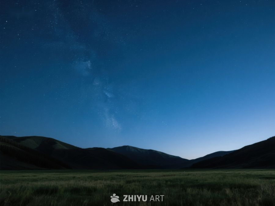 夜空下的山峦与草原 379