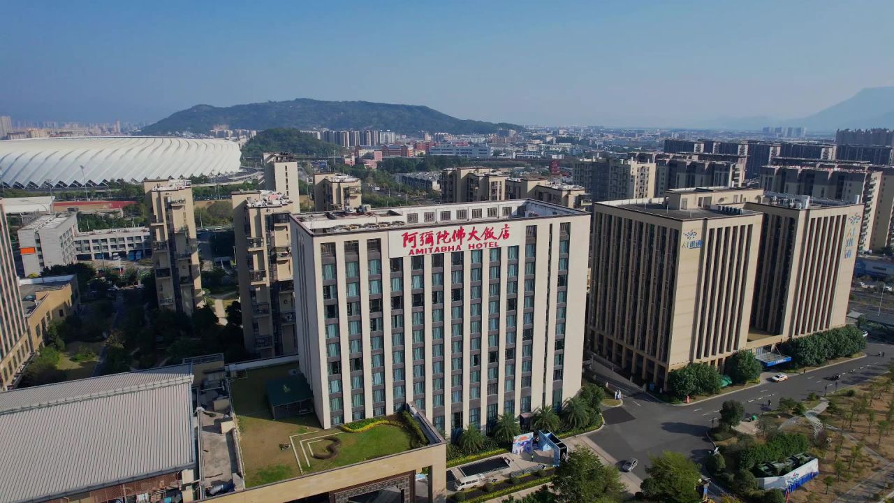航拍福州阿弥陀佛大饭店 3