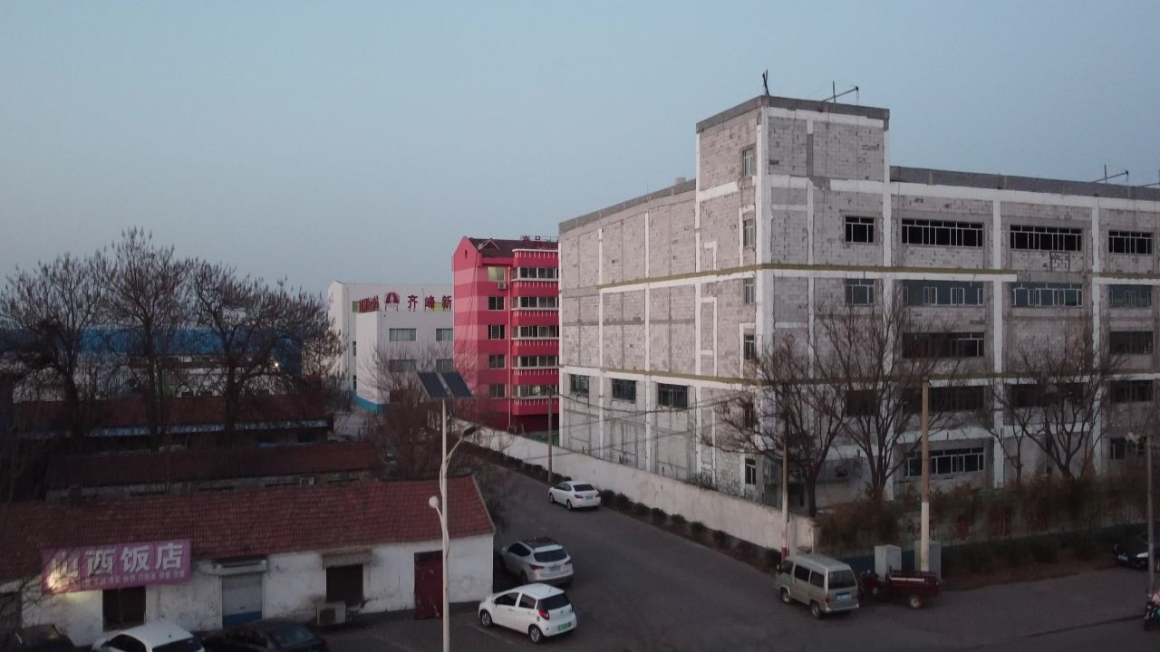 农村初春厂区外景航拍素材
