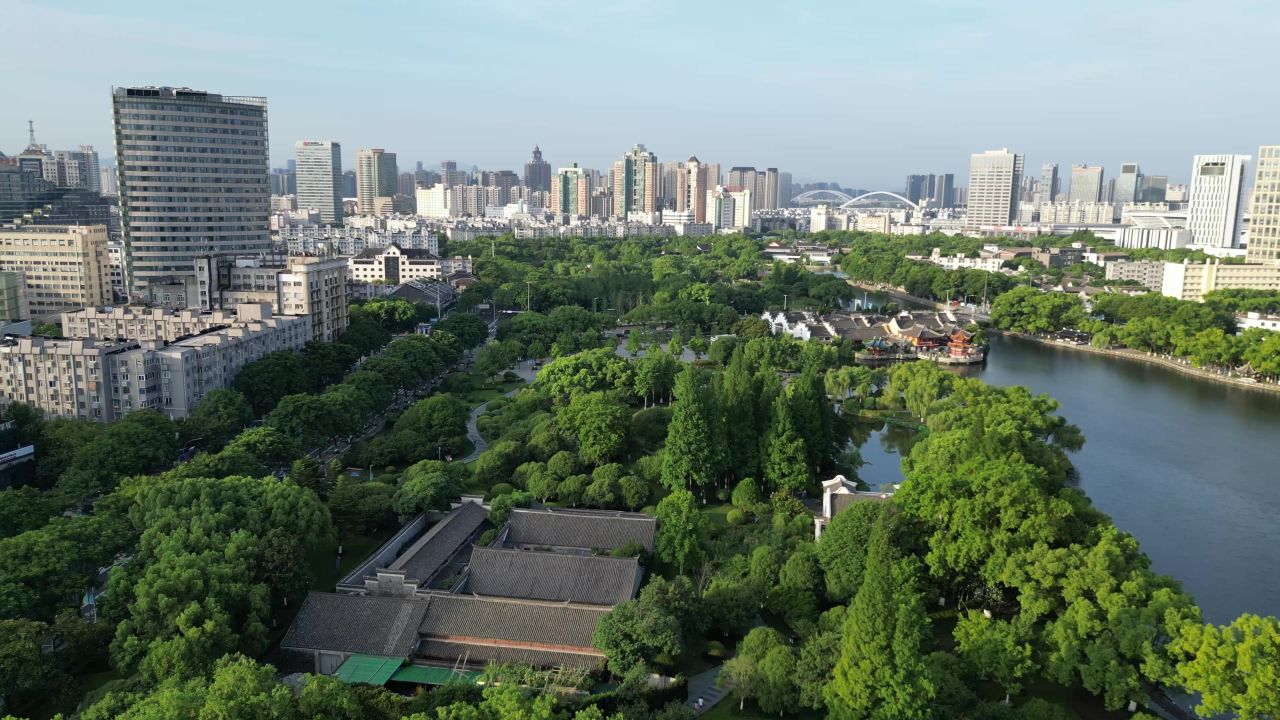 航拍浙江宁波天一阁月湖景区