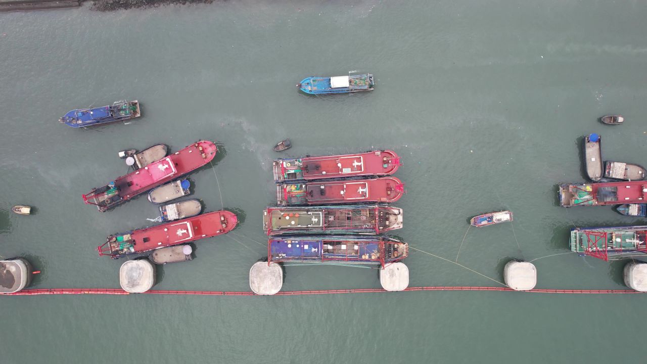海边渔船广西北海海边风光航拍  
