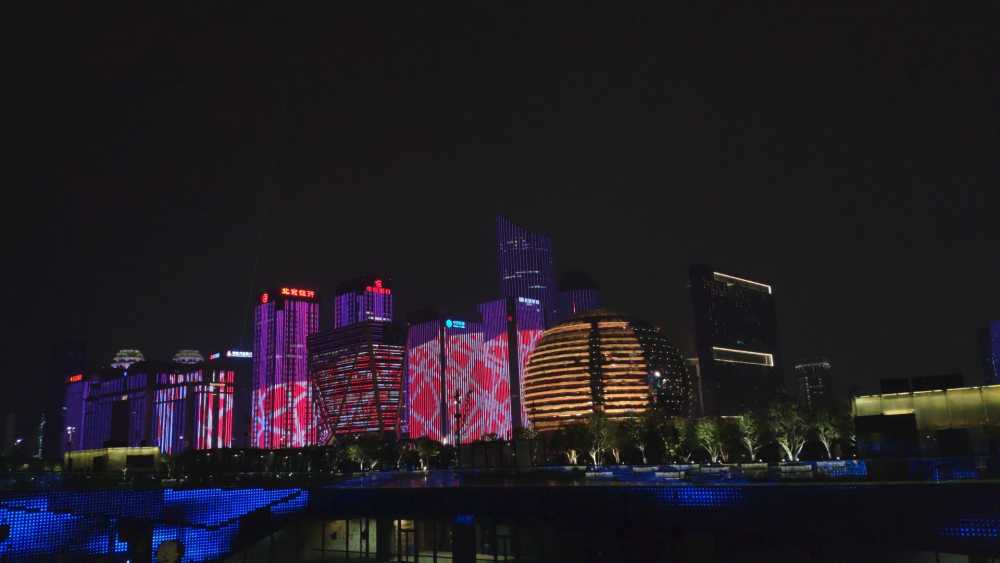 杭州城市阳台灯光秀
