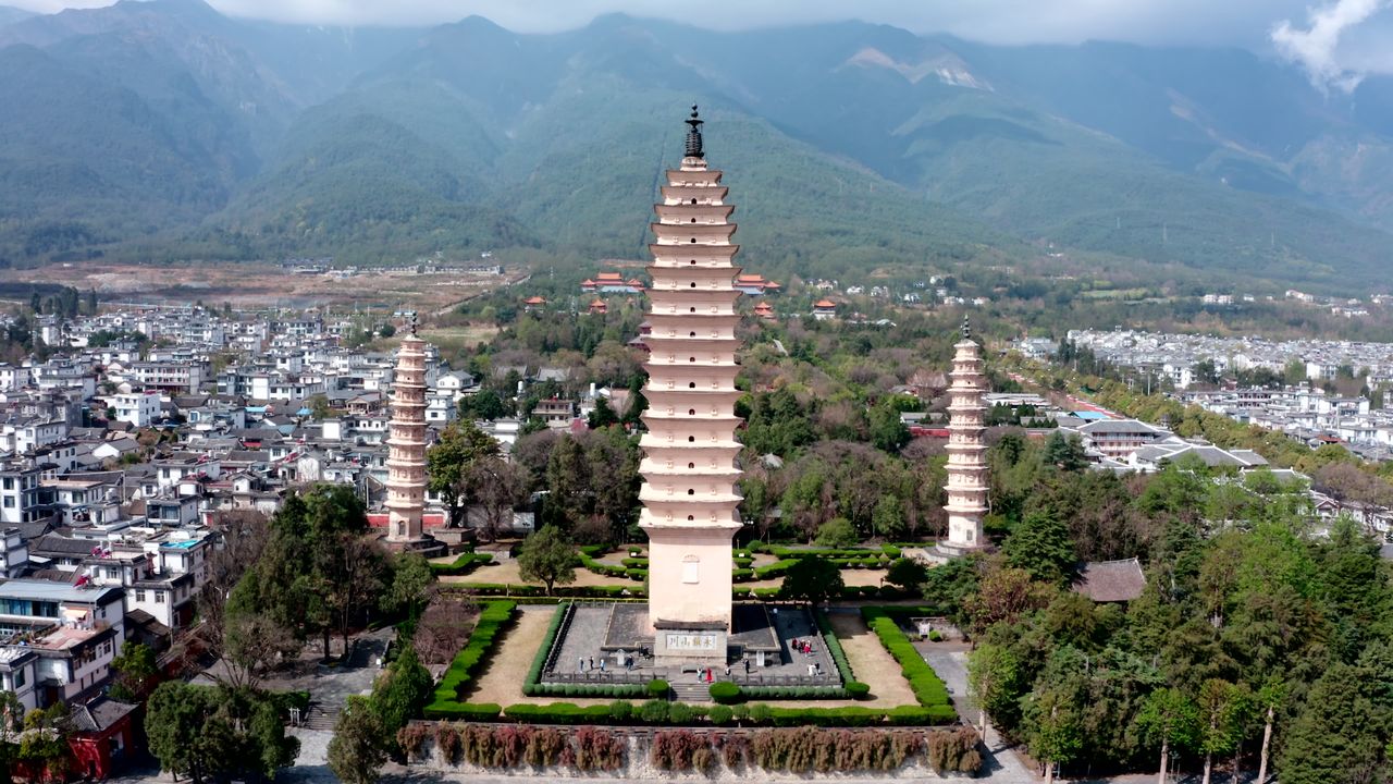 云南大理崇圣三塔寺航拍