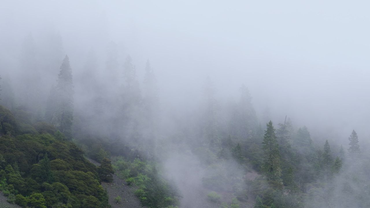 川西措卡湖唯美自然风光特色建筑