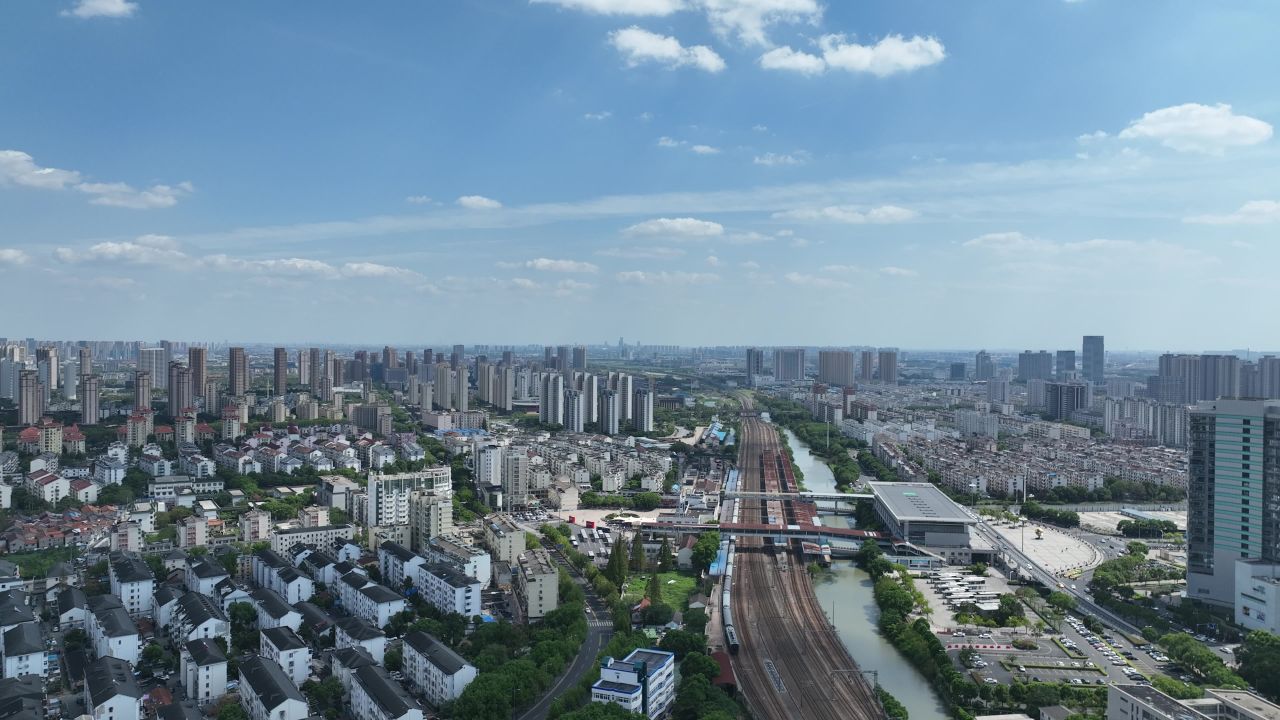 4K航拍昆山城市风光建筑 7