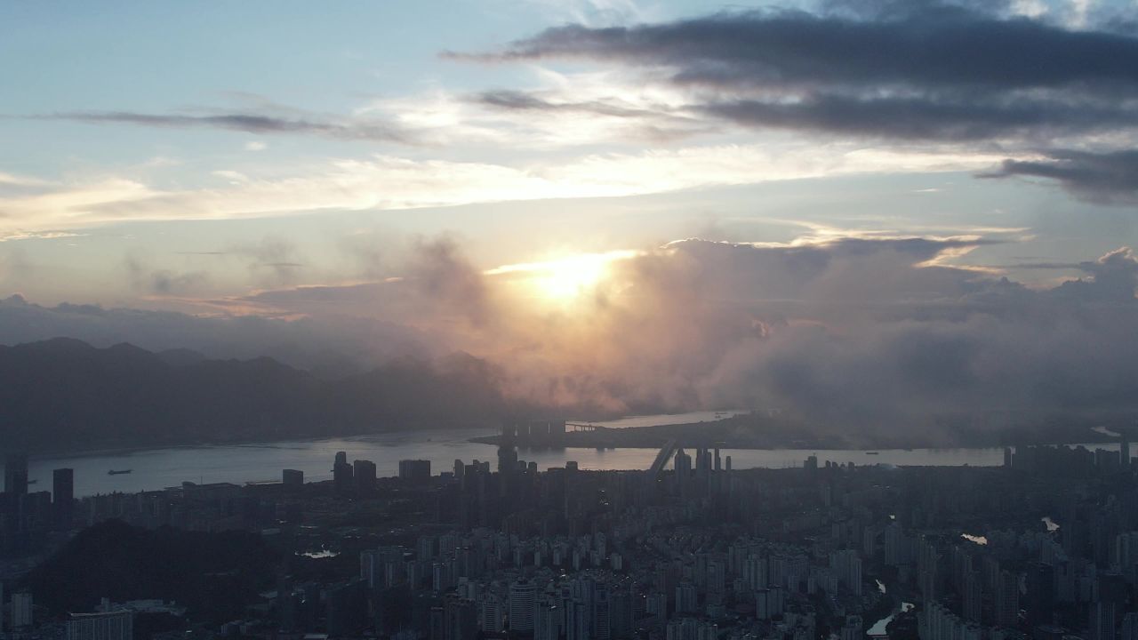 浙江温州城市清晨日出彩霞航拍