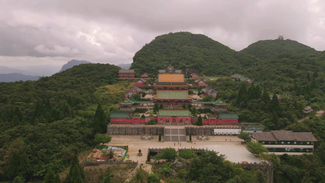 湖南张家界天门山5A景区航拍  33