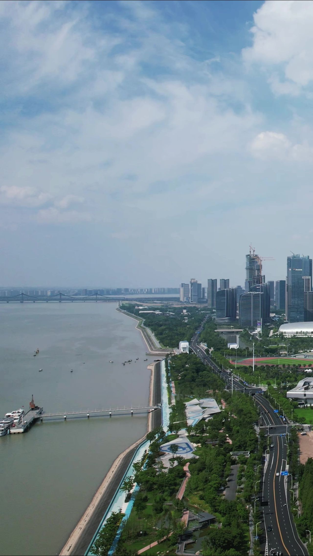 浙江城市风光奥体博览中心竖屏航拍 