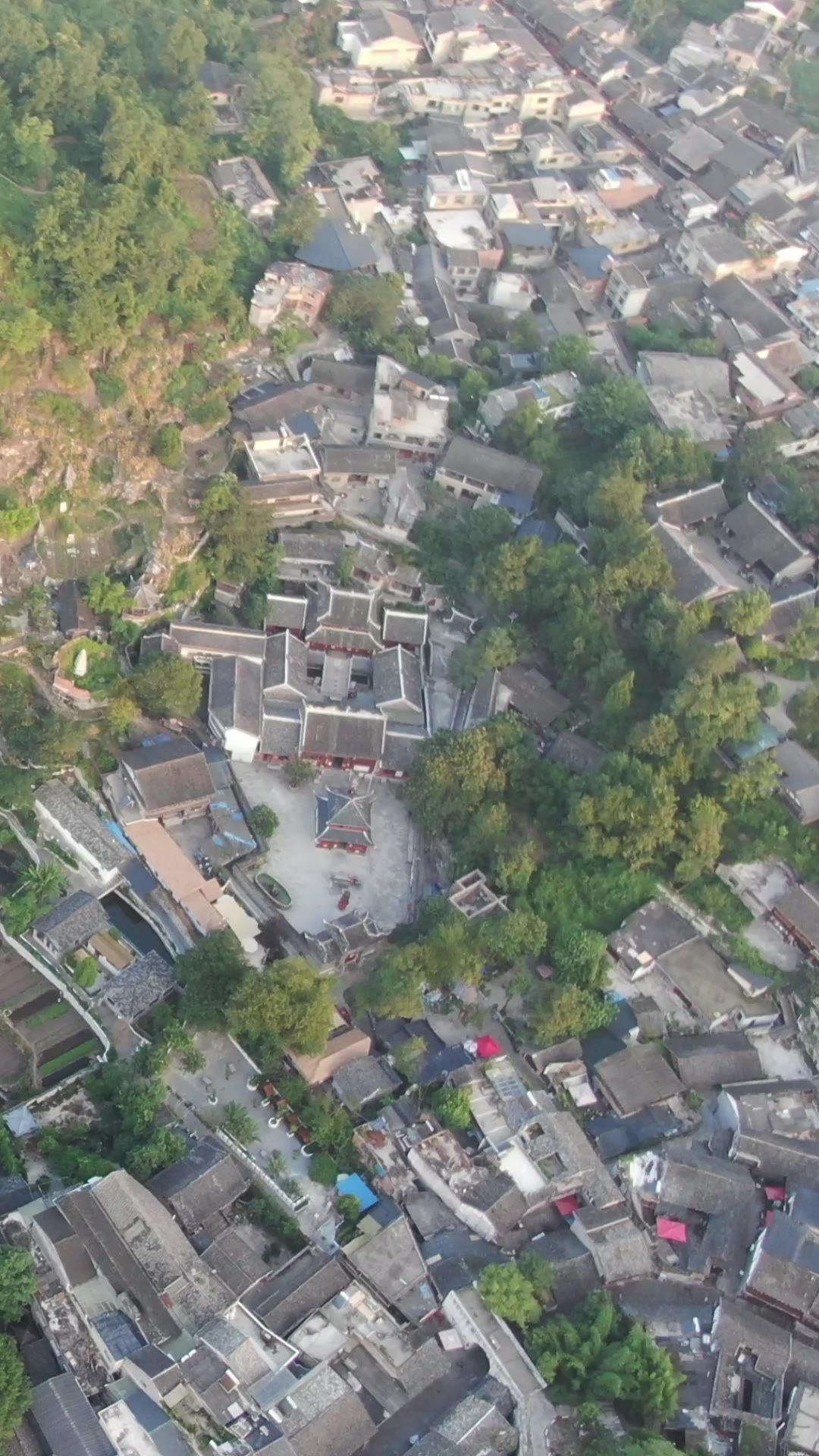  俯拍贵阳青岩古镇竖屏