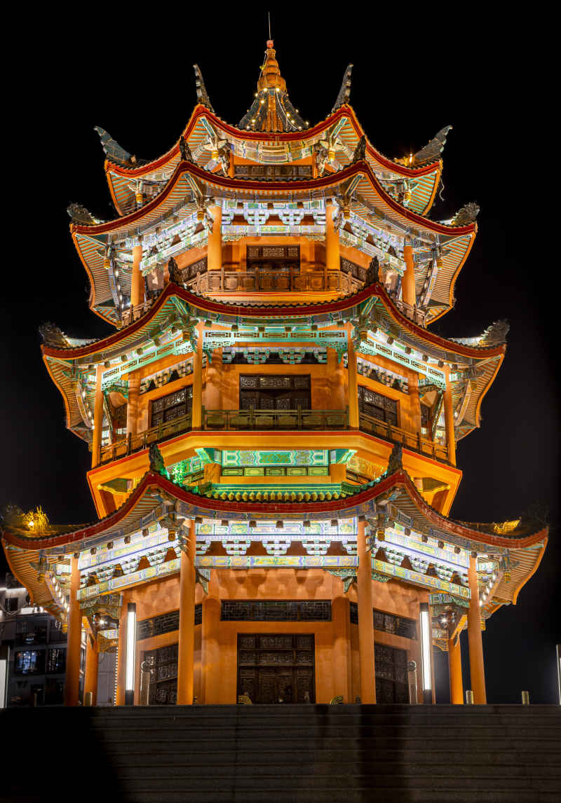 威镇阁夜景