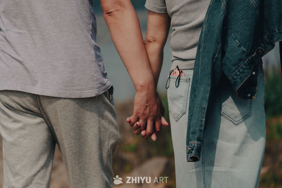 牵手的温暖时光