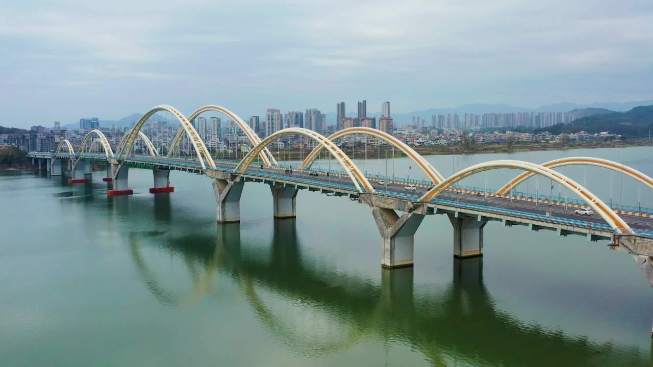 二五年航拍潮州金山大桥 三