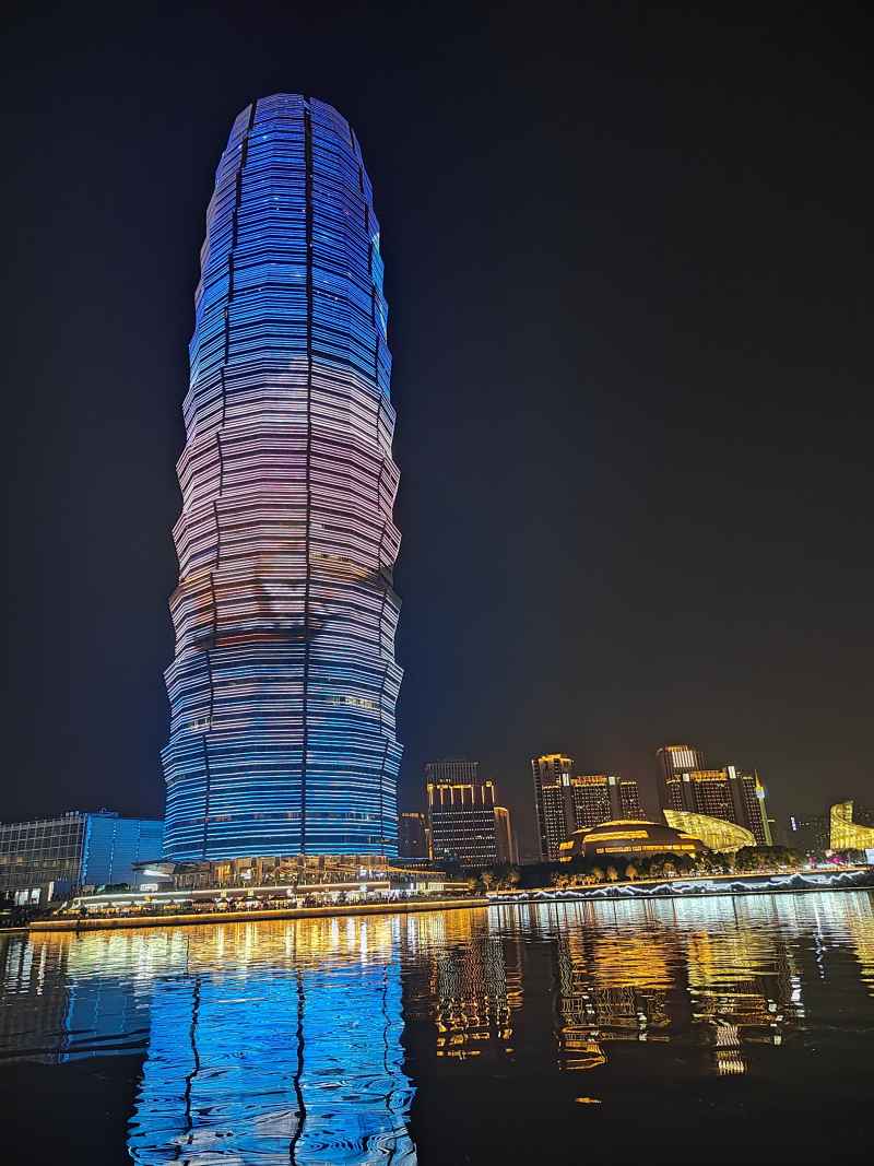 郑州大玉米灯光夜景郑州CBD灯光夜景