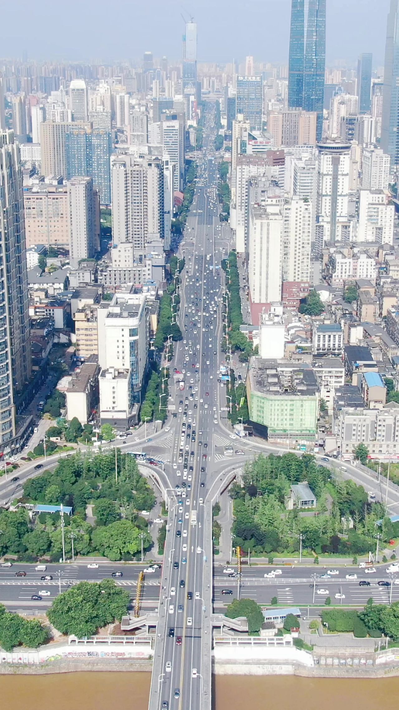 城市航拍湖南长沙五一大道拥堵