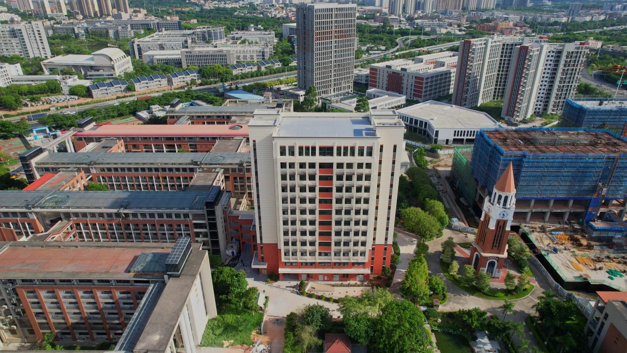 航拍厦门华夏学院 6