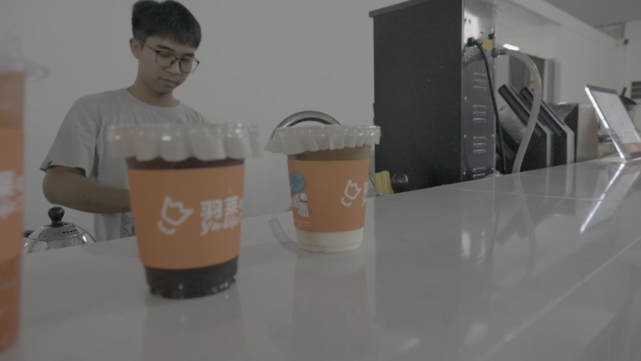 羽毛球馆精彩瞬间