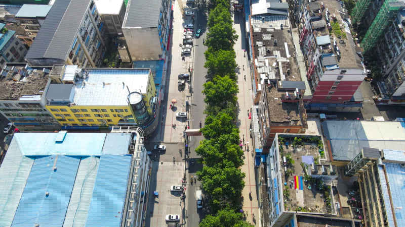 航拍湖北随州城市交通大道