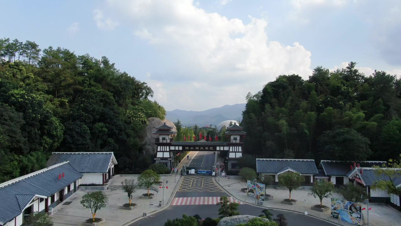 祖国大好河山湖北赤壁陆水湖航拍  