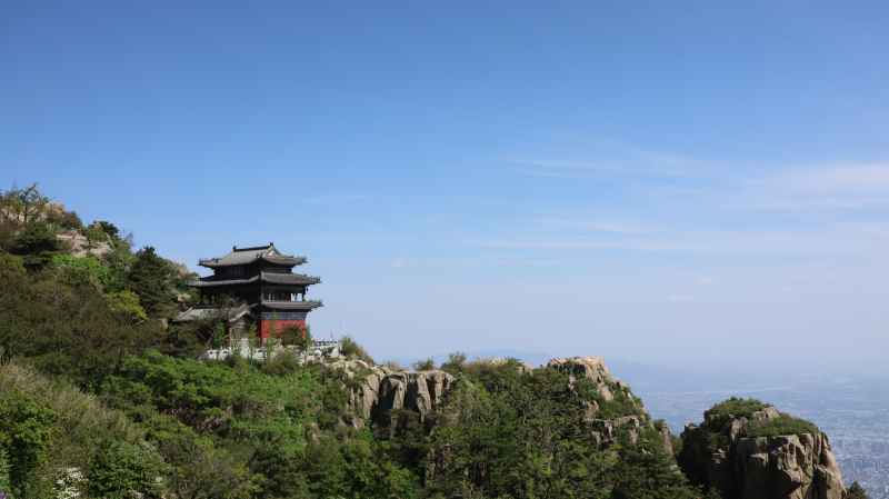 “会当凌绝顶，一览众山小”。五岳独尊泰山系列 1
