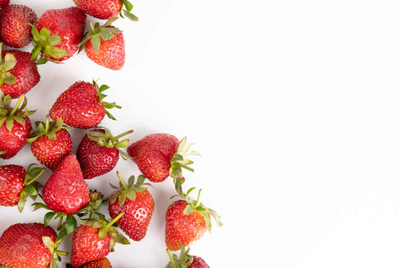 新鲜草莓水果实拍 25