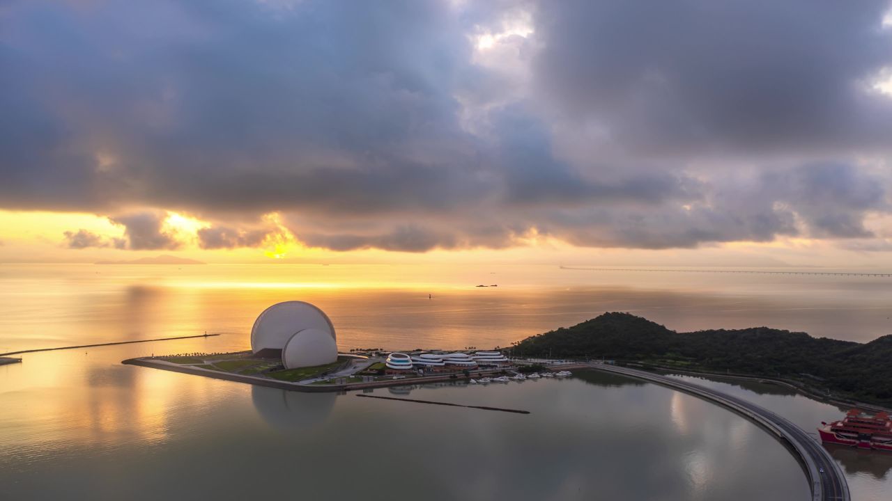 珠海地标建筑日月贝朝霞