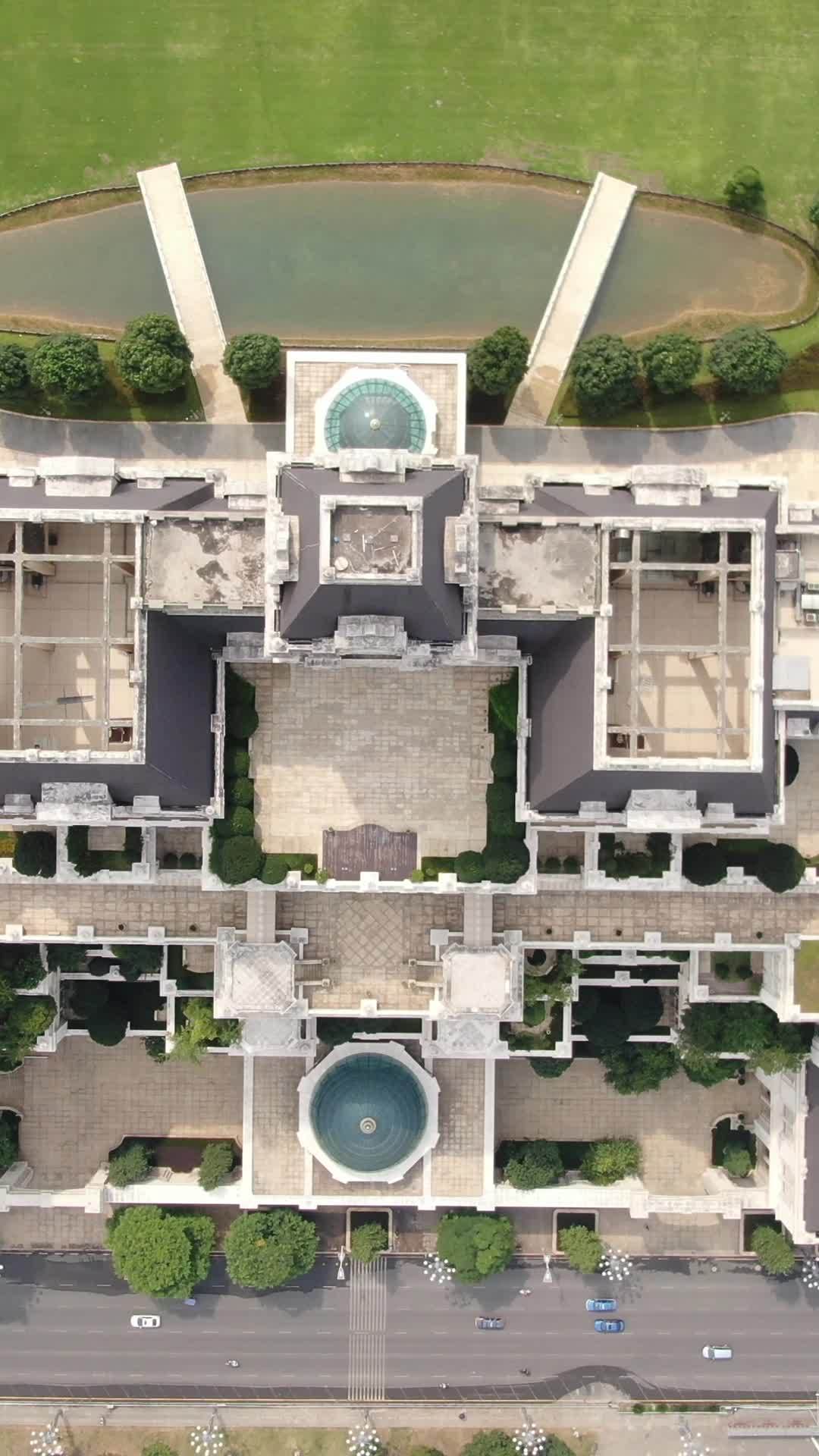 宏伟建筑俯瞰