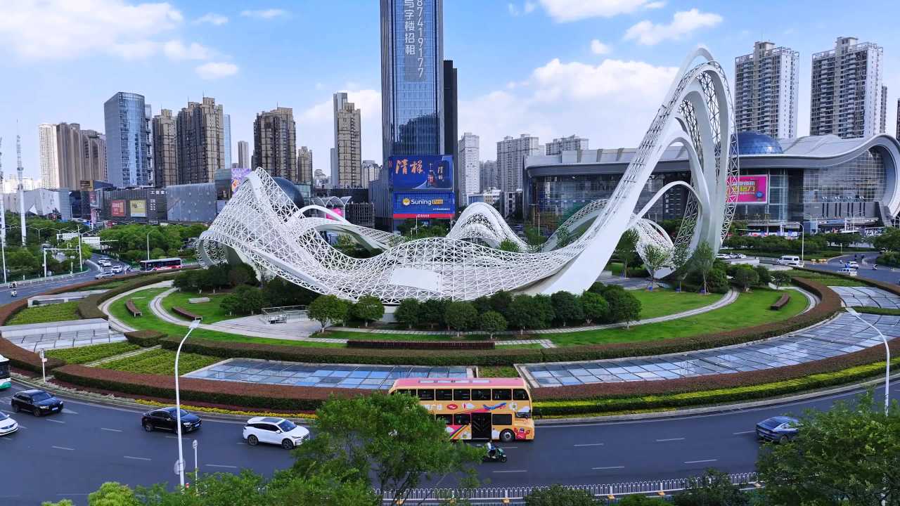 现代都市雕塑与交通