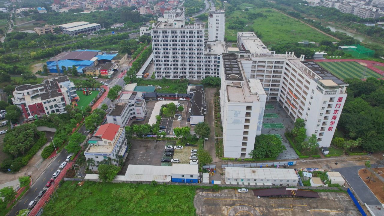 航拍厦门东海学院 12