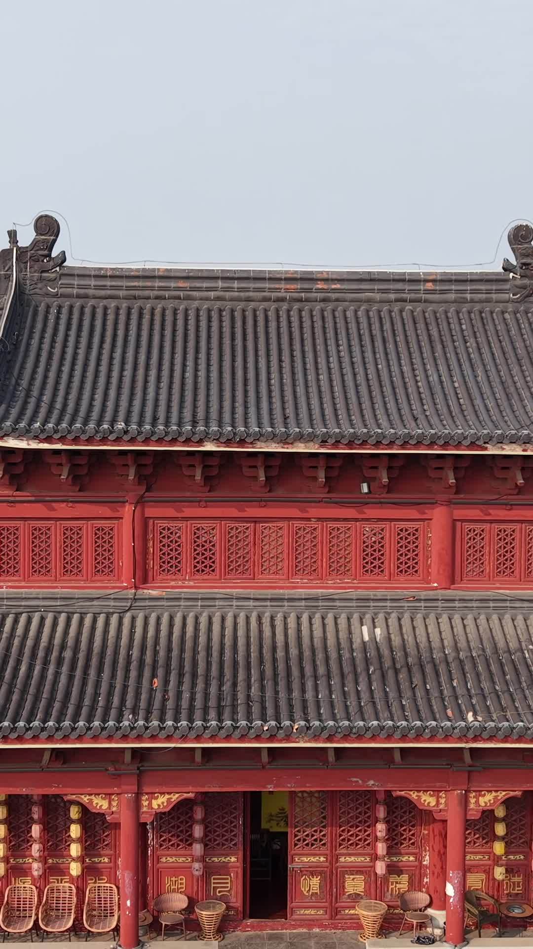 古色古香的红墙黑瓦